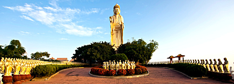 Das Fo Guang Shan Kloster ist das größte buddhistische Kloster in Taiwan. Fo Guang Shan Kloster, nahe Kaohsiung