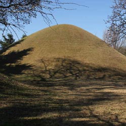 Südkorea geongju unesco welterbe huegelgab silla koenige